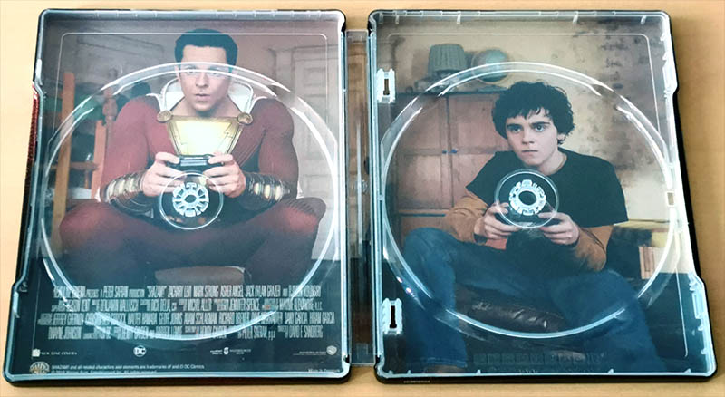 Steelbook Shazam! intérieur