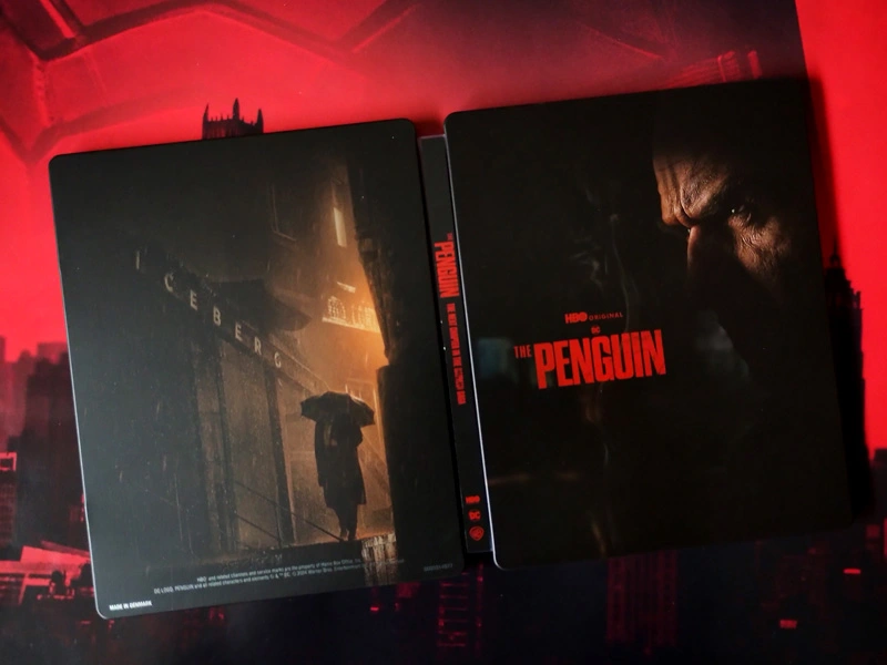 The Penguin Steelbook recto - verso