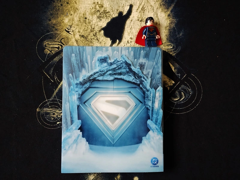 Face avant avec fourreau